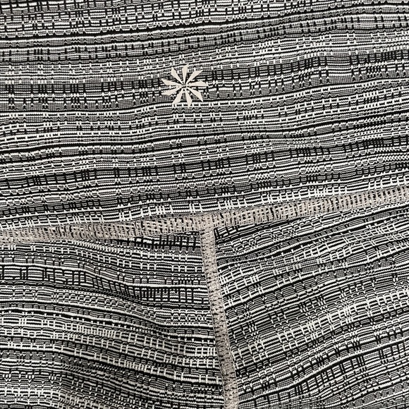 Athleta High Rise Jacquard Chaturanga Leggings - Picture 4 of 4